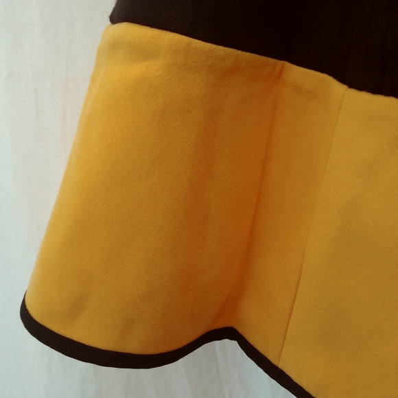 Shein 2 toned cape black yellow Size XS - Picture 4 of 7